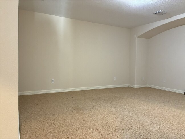 Building Photo - 14207 Parable Ct