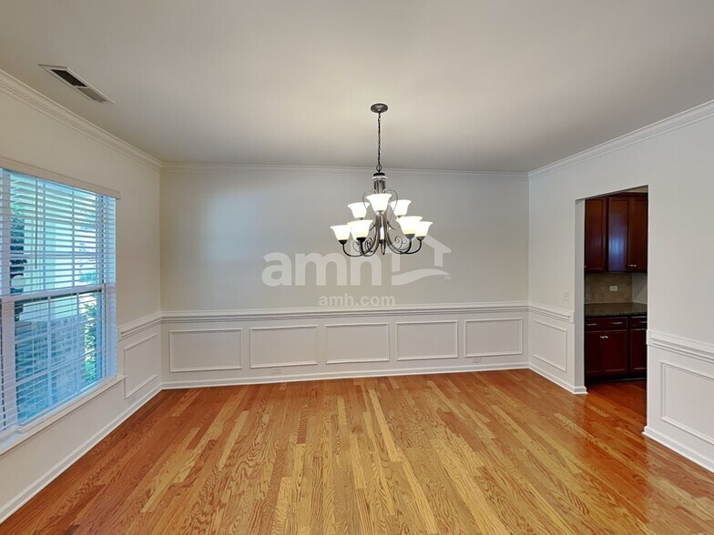 Building Photo - 15105 Carlow Hills Pl