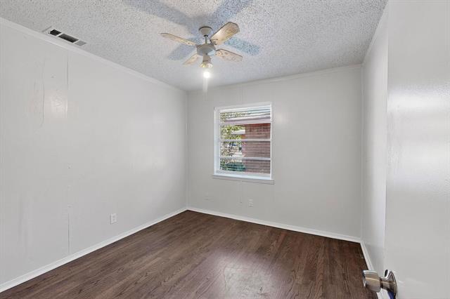 Building Photo - 1530 Buena Vista St