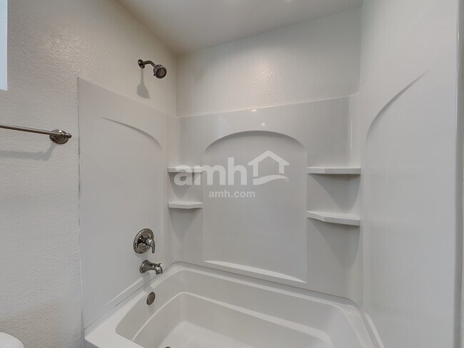 Building Photo - 10553 E Singing Canyon Dr