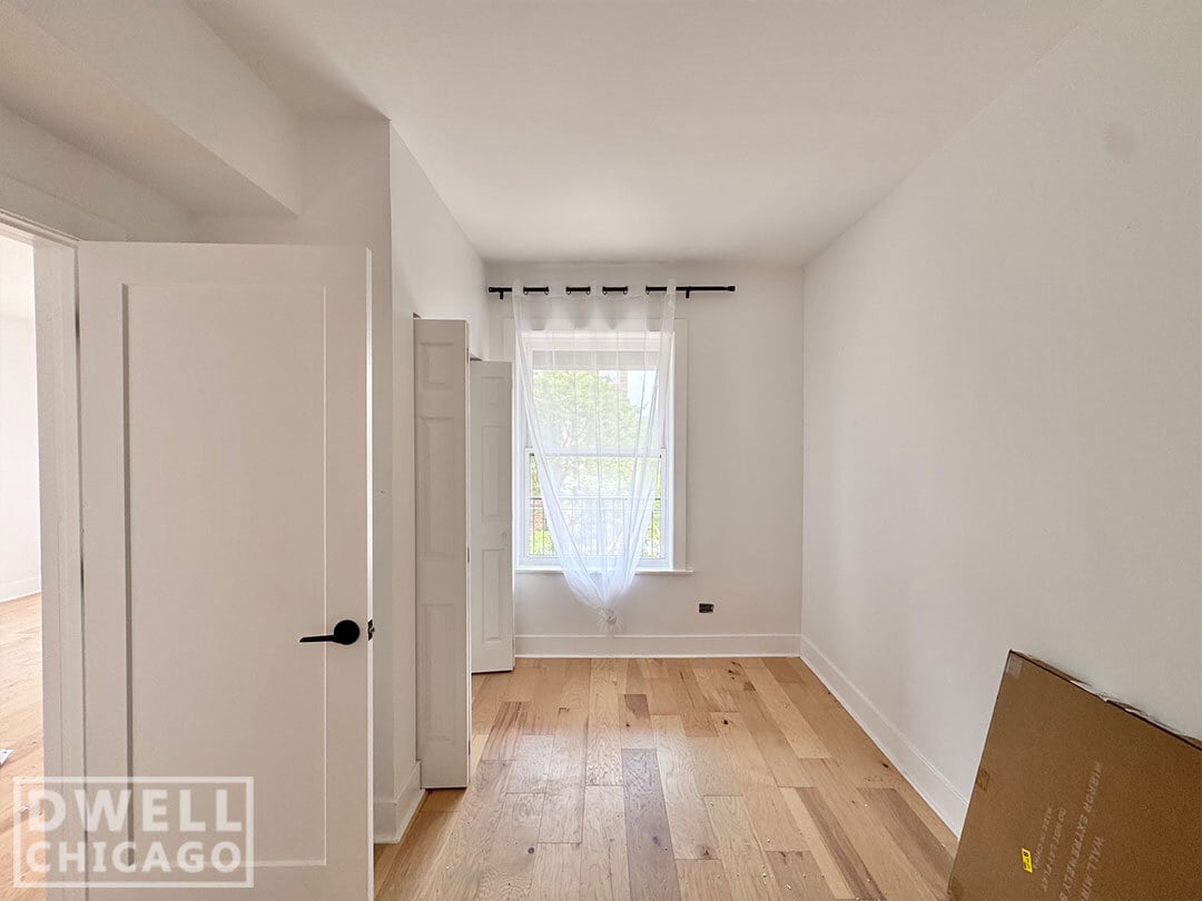 Building Photo - 3606 N Pine Grove Ave