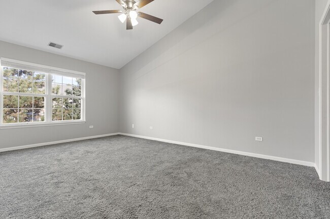 Building Photo - 2211 Waterleaf Ct