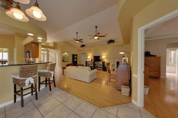 Building Photo - 9945 Rail Cir