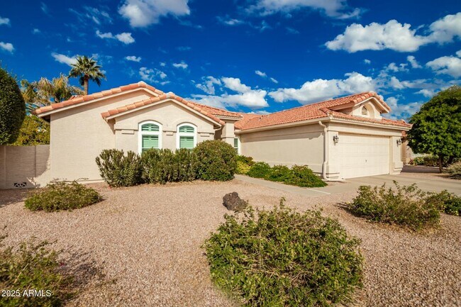 Building Photo - 10428 E Hercules Dr