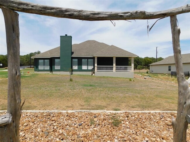 Building Photo - 424 Shayla Ln