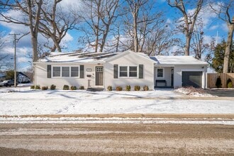 Building Photo - 1700 N Linden Ave