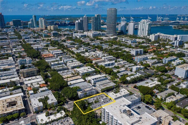 Building Photo - 1000 Meridian Ave