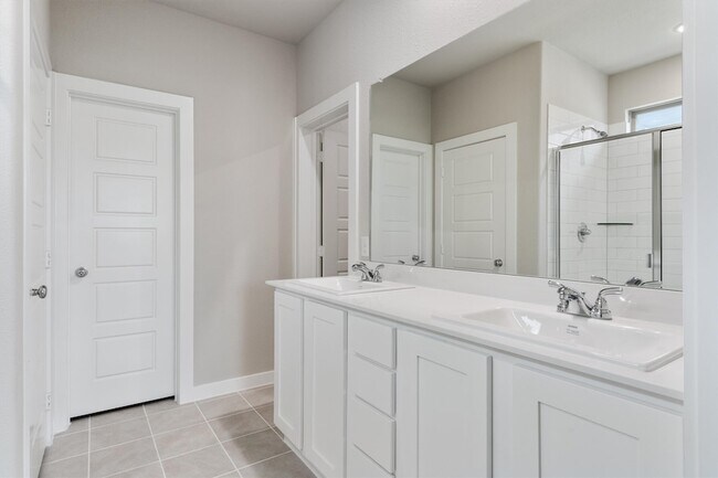 Building Photo - 2010 Sandpiper Wy