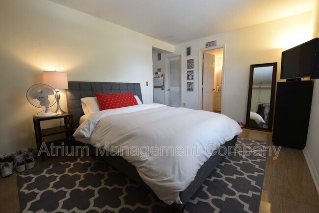 Building Photo - 2505 E Central Blvd