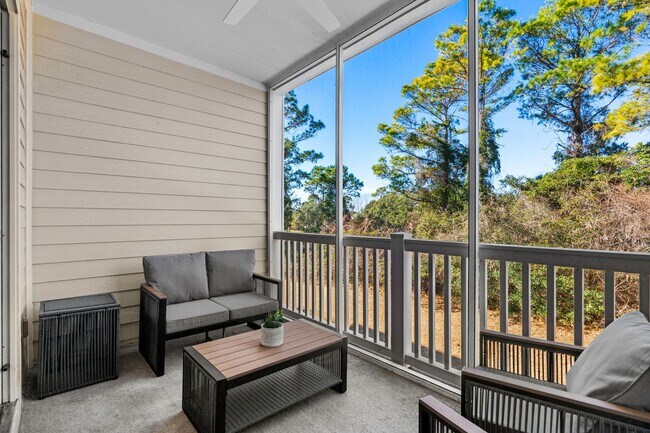 Building Photo - 5801 Oyster Catcher Dr