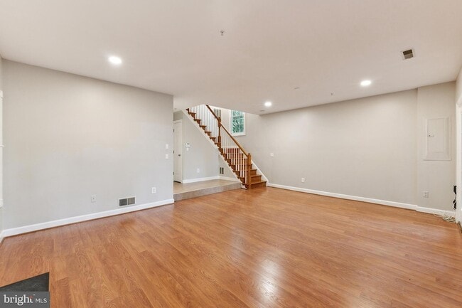 Building Photo - 8048 Kidwell Town Ct