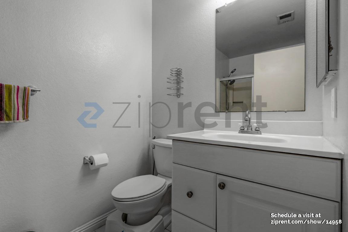 Building Photo - 2110 Alexander Way