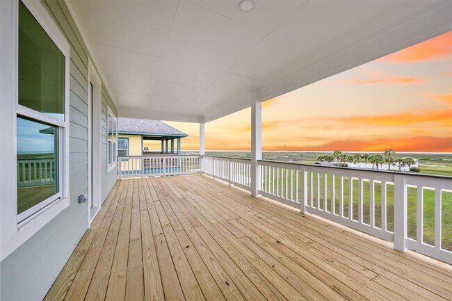 Building Photo - 25206 Sausalito Dr