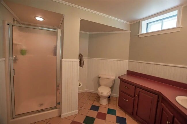 Building Photo - Spacious 4-Bedroom Home for Rent in Williston, VT