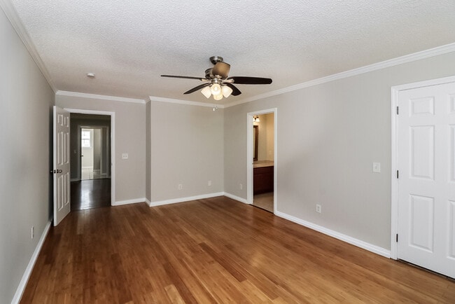 Building Photo - 156 Cook Rd NW