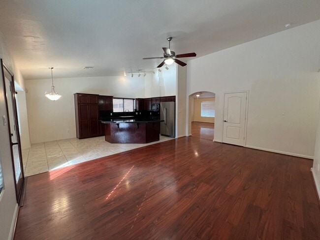 Building Photo - 4 BEDROOM IN BARKLEY RANCH!