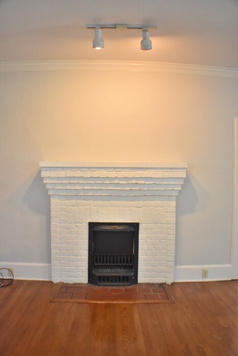 Building Photo - 2522 Blossom St