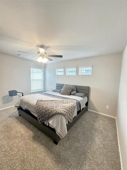 Building Photo - 3065 Strawberry Farm Ln