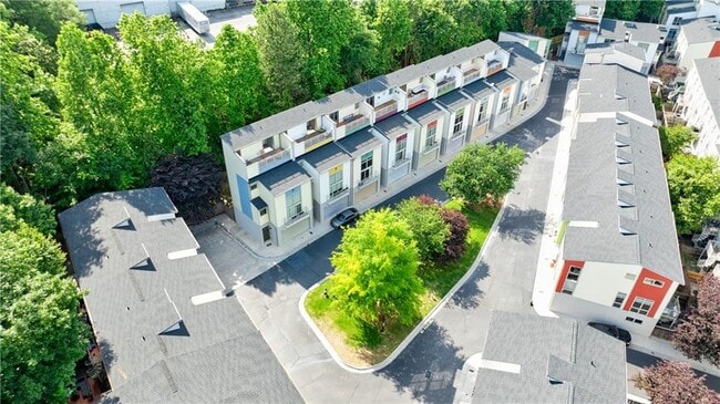 Building Photo - 1380 Stirling Cir NW