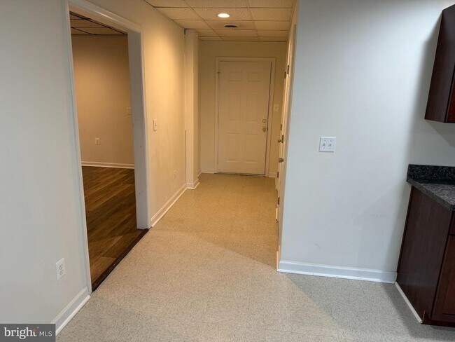 Building Photo - 5375 Mulberry St