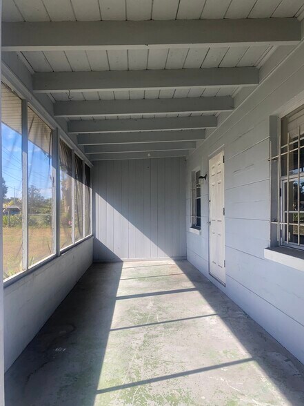 Building Photo - 1845 Orangewood Ave SW