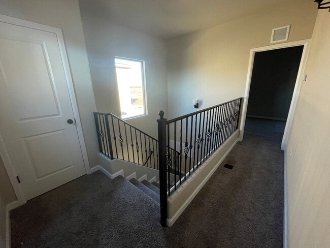 Building Photo - 6528 Hoop St
