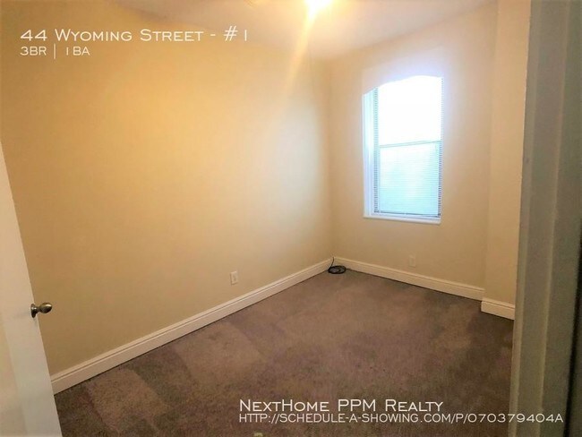 Building Photo - 3 bedroom in Pittsburgh PA 15211