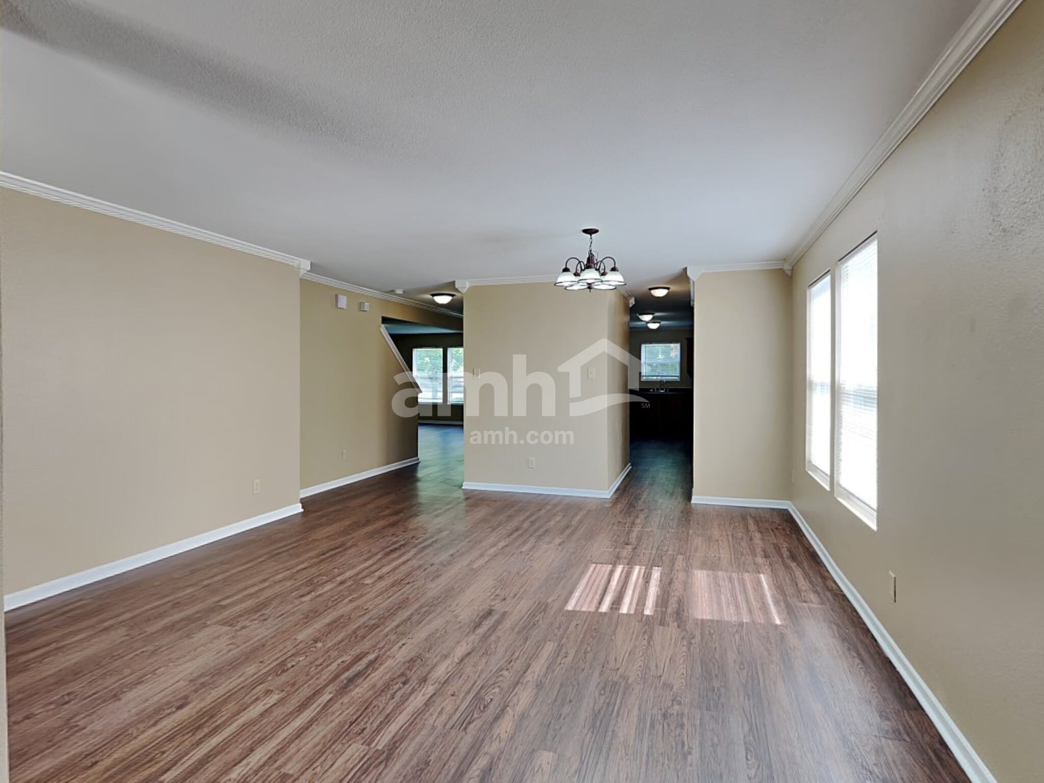 Building Photo - 8441 Wheatfield Dr