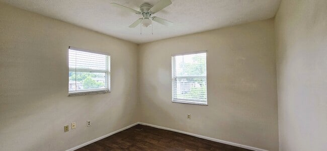 Building Photo - 121 Masterpiece Rd