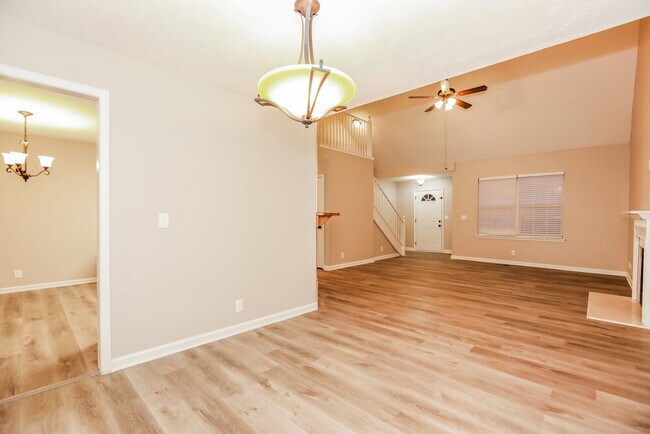 Building Photo - 4505 Hunters Green Cir