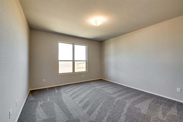 Building Photo - 2028 Gill Star Dr