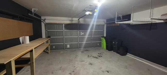 Building Photo - 7718 Muley Ln