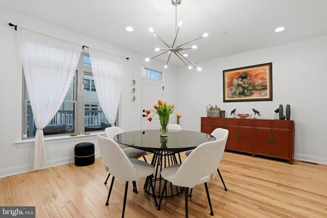 Building Photo - 159 Green Ln