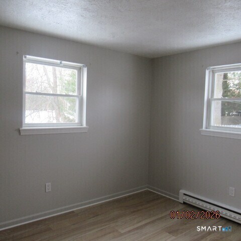 Building Photo - 152 Surrey Dr