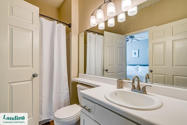 Building Photo - 7865 Grove Ct W