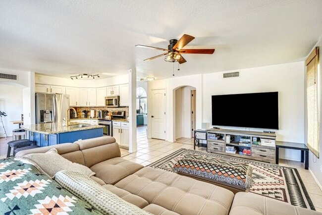 Building Photo - FURNISHED W/OASIS POOL AVAIL. 8.15.2026 REDUCED $3200 RESERVE TODAY
