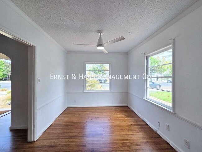 Building Photo - 1067 Ximeno Ave