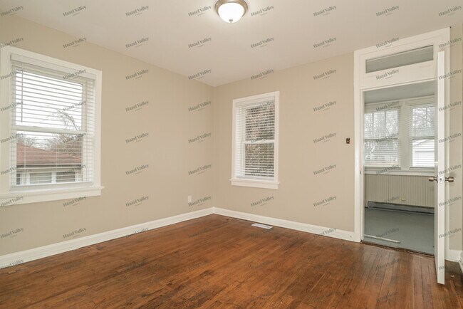 Building Photo - 2434 Hord Ave