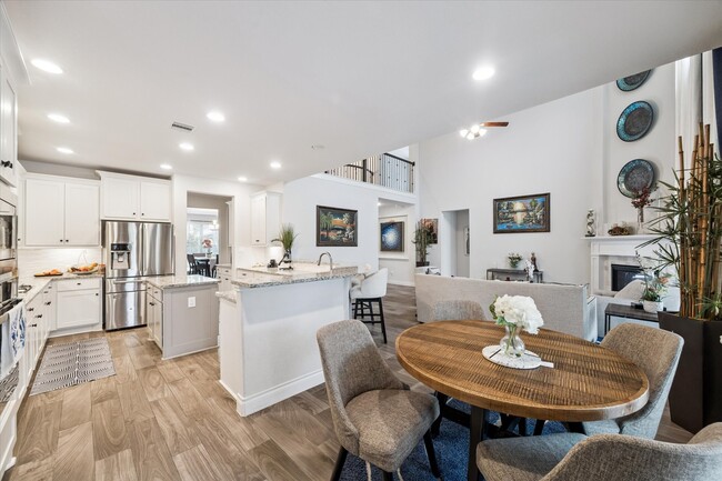 Building Photo - 1307 Hackberry Heights Dr