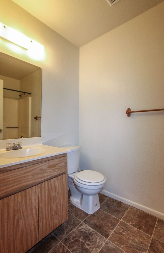 Building Photo - Montana Terrace Condo