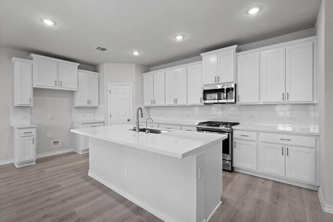 Building Photo - 4712 Plum Peach Bend