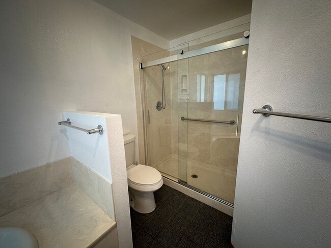 Building Photo - West-End Ramona 3BR Ranch on 2 Acres – Easy Poway Commute