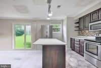 Building Photo - 15584 Peach Walker Dr