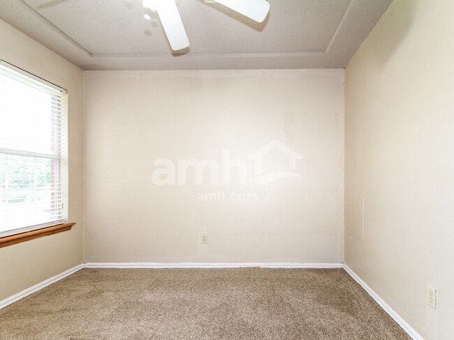 Building Photo - 8824 NW 85th St