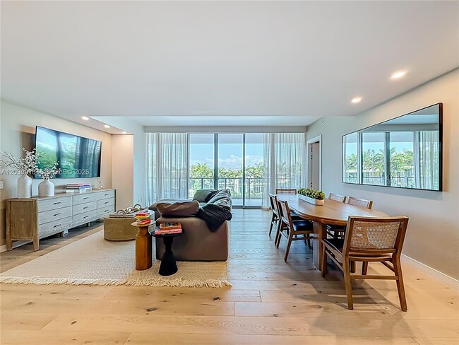 Building Photo - 350 Ocean Dr