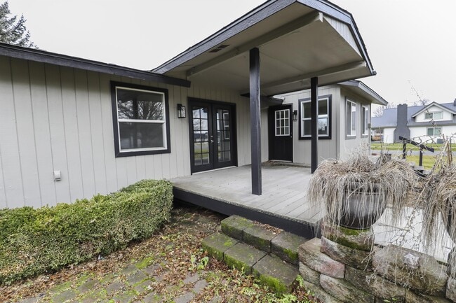 Building Photo - 5113 N McDonald Rd