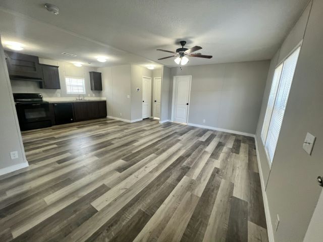 Building Photo - 1644 Sunburst Dr