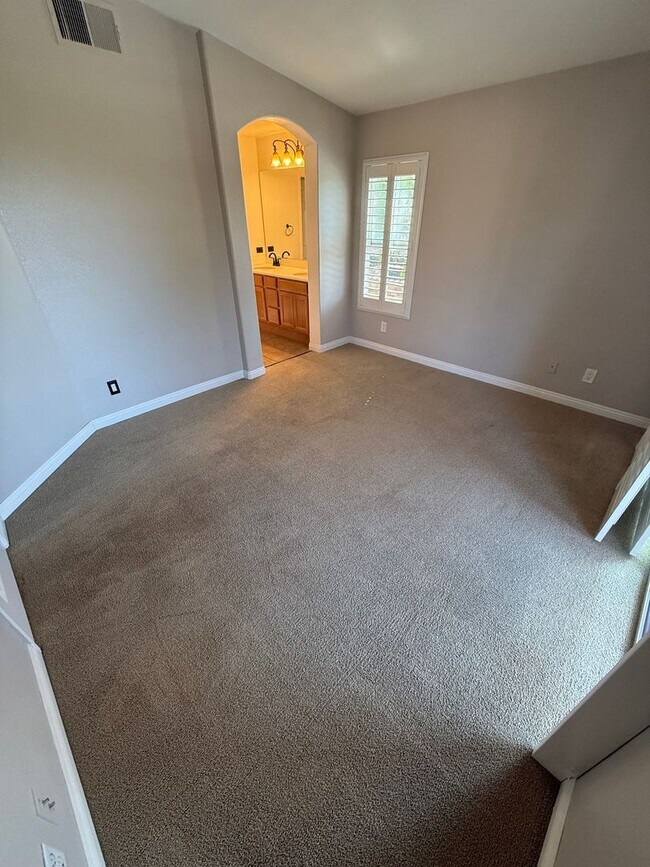 Building Photo - Beautiful Home in Chula Vista