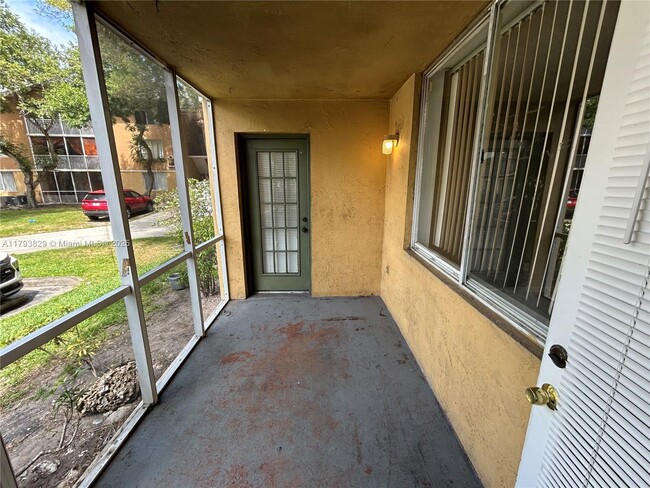 Building Photo - 4015 W McNab Rd