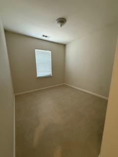 Building Photo - 56 W Bohemia Ln